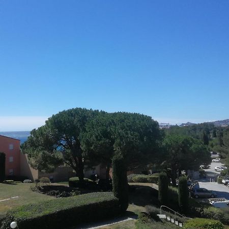 Appartement T2 Bord Et Vue Mer La Ciotat Exterior photo